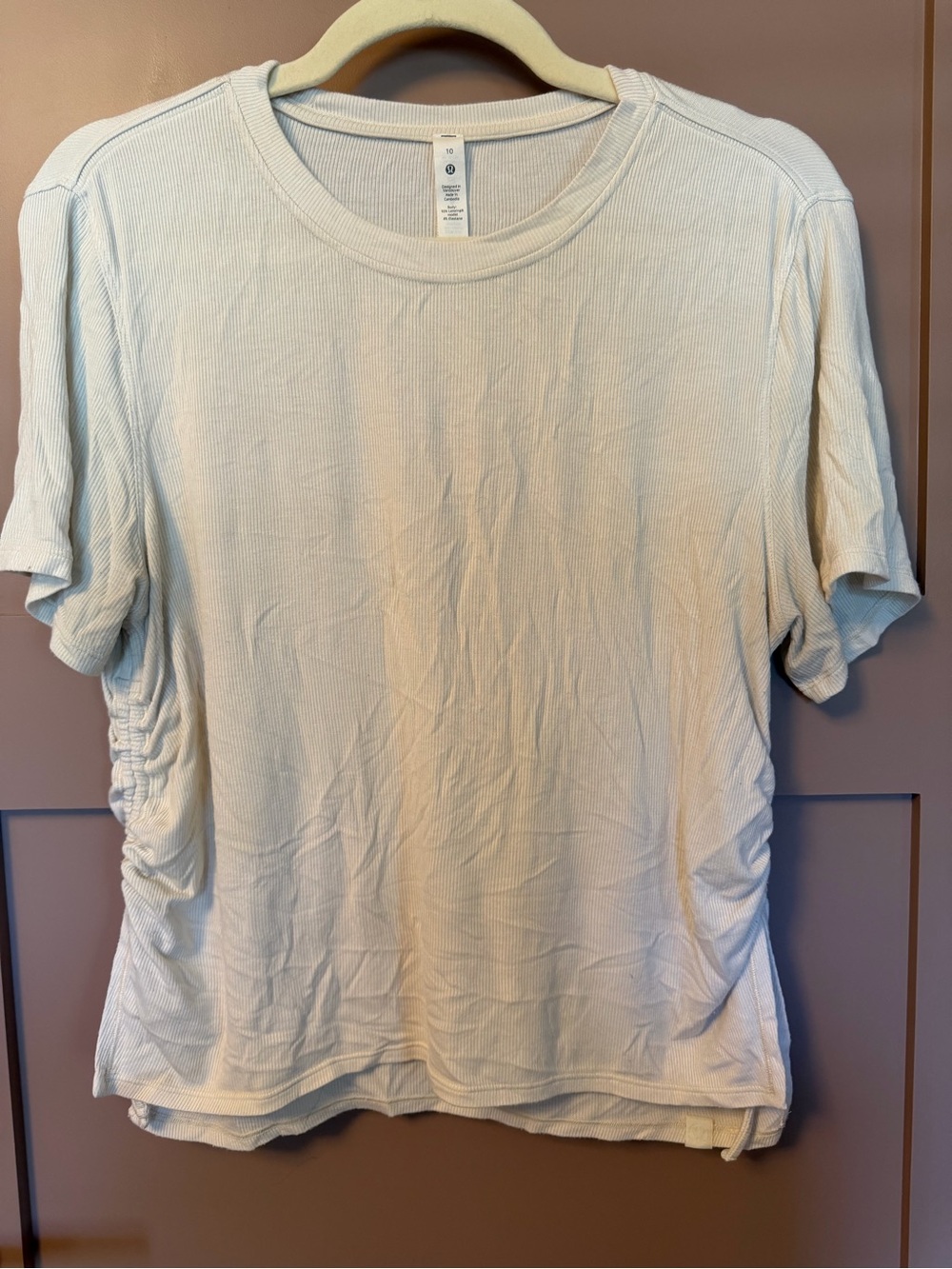Cream Lululemon Short Sleeve Women’s Top